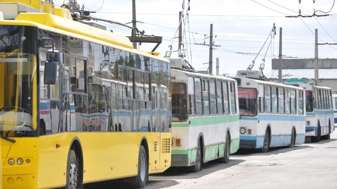 Коммунальные перевозчики Киева просят повысить тарифы на проезд до более 20 гривен. И предупреждают о возможном транспортном коллапсе
