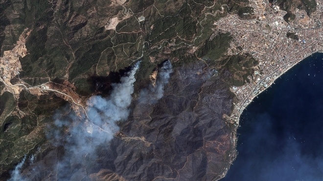 Выжженные огнем турецкие леса видно из космоса