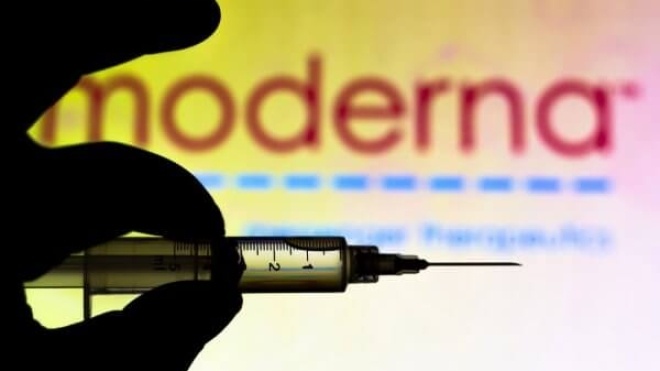 В США регулятор рекомендовал одобрить вакцину от коронавируса Moderna