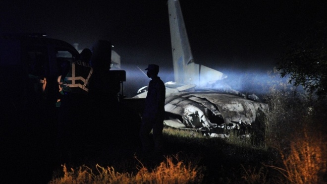 Авиакатастрофа под Чугуевом: Черные ящики уцелели, их расшифровка продлится до пяти дней