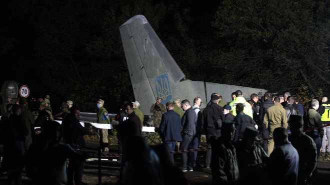 Четыре месяца назад под Харьковом разбился самолет с 19 курсантами и 7 офицерами. Рассказываем о последних минутах полета — и о том, почему произошла катастрофа