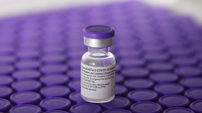 Pfizer планирует почти вдвое сократить время на изготовление своей вакцины от коронавируса