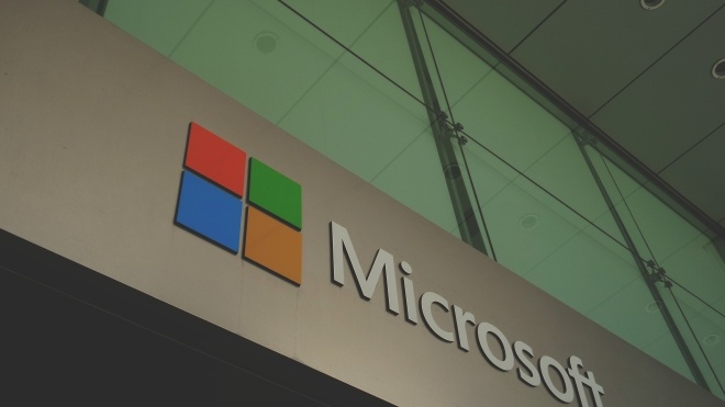 Microsoft отложила выход сотрудников в офисы на «неопределенную дату»