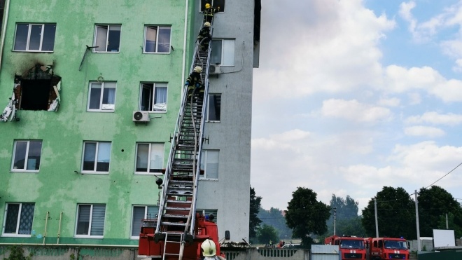 Вибух у будинку під Києвом: рятувальники знайшли тіло одного загиблого