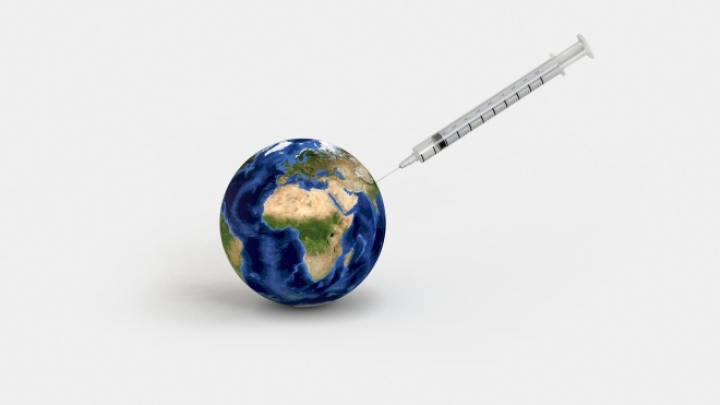 Зеленський розповів, з ким Україна веде перемовини про вакцини від коронавірусу
