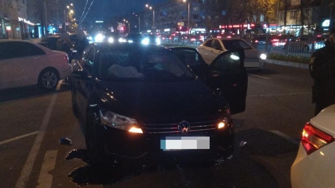 В центре Харькова иностранец на скорости снес на «островке безопасности» четверых человек. Среди пострадавших — 9-летний мальчик