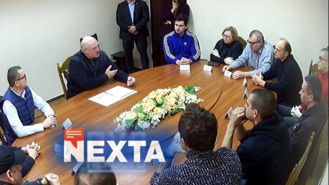 Лукашенко приїхав до опозиціонера Бабарика у СІЗО. Зустріч тривала 4,5 години