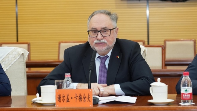 Умер посол Украины в Китае Камышев