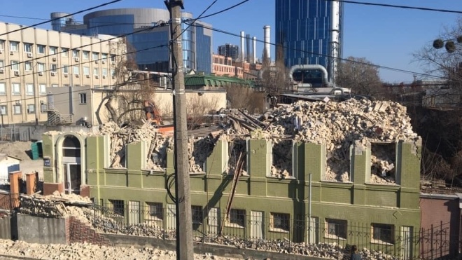 Министр Ткаченко призывает провести расследование, кто разрешил снести историческое здание Уткина в Киеве