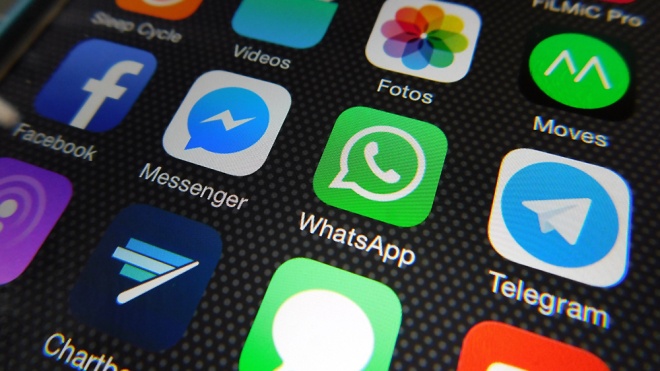 У WhatsApp натякнули, що конкуруючий месенджер Telegram може читати листування користувачів