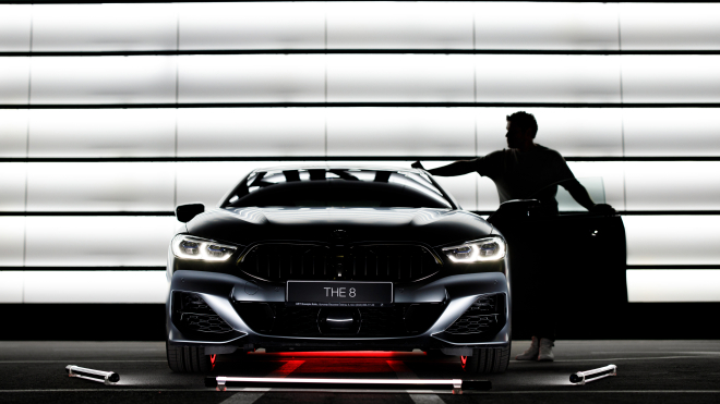 Архітектор Денис Беленко і «Бабель» пояснюють переваги BMW M850i xDrive Gran Coupé — автомобіля для тих, хто цінує швидкість і комфорт