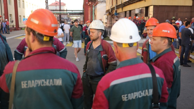 В Беларуси возобновились забастовки. Бастуют шахтеры, журналисты государственных СМИ и металлурги