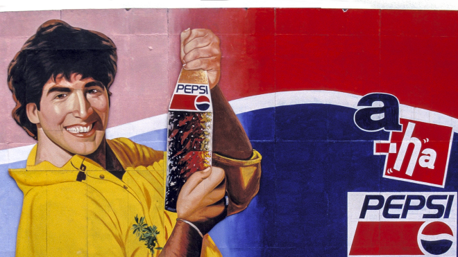 Лотерея Pepsi на Филиппинах обещала приз в миллион песо. Но из-за ошибки с выигрышным номером все обернулось погромами, смертями и исками — пересказываем материал Bloomberg