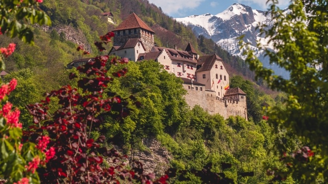 Лихтенштейн требует от Чехии вернуть конфискованные во время Второй мировой войны земли