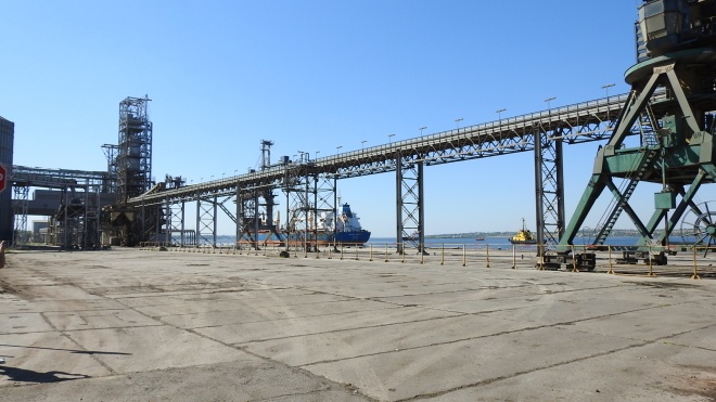 Миколаївський порт заперечує інформацію про зберігання аміачної селітри