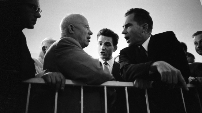 67 years ago, Nikita Khrushchev decided to catch up and overtake the USA and “have them for breakfast”. In the end, the USSR (temporarily) won the space race, but ran out of food. Hereʼs how it was — in archival photos