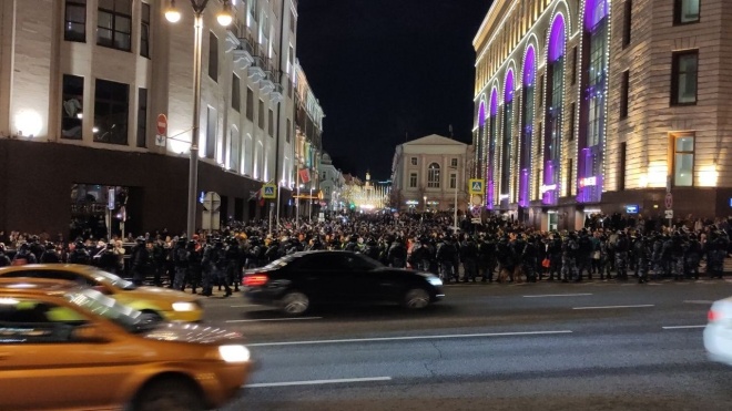 В России провели акции в поддержку Навального. Задержали более тысячи человек