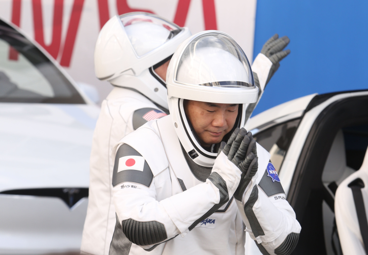 Астронавт Японського агентства аерокосмічних досліджень Соїті Ногуті, 15 листопада 2020 року.