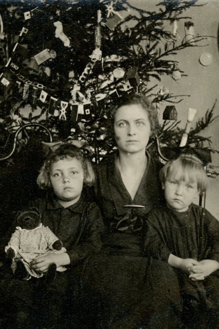 Новогодняя елка в Севастополе, январь 1927 года.