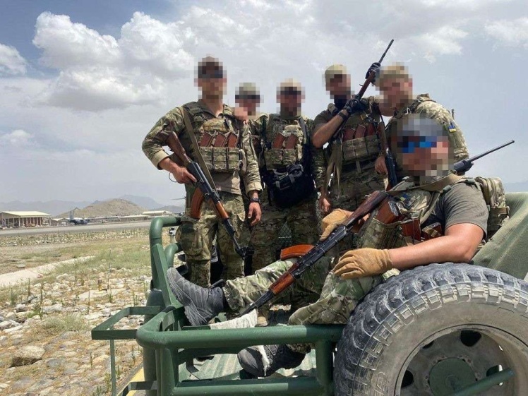 Украинские спецназовцы, которые спасали людей в Кабуле.