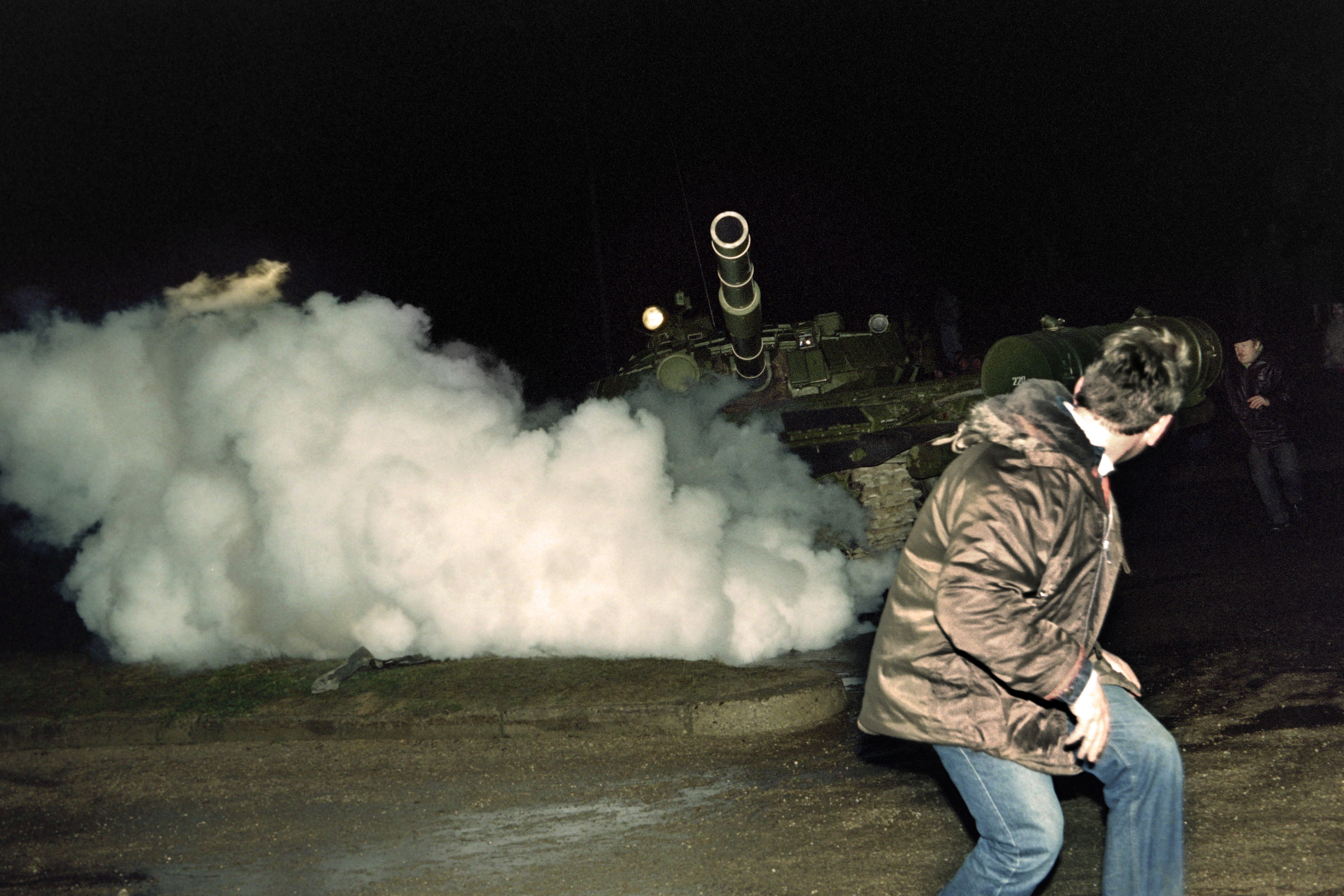 Штурм телецентра в Вильнюсе в январе 1991 года - фото